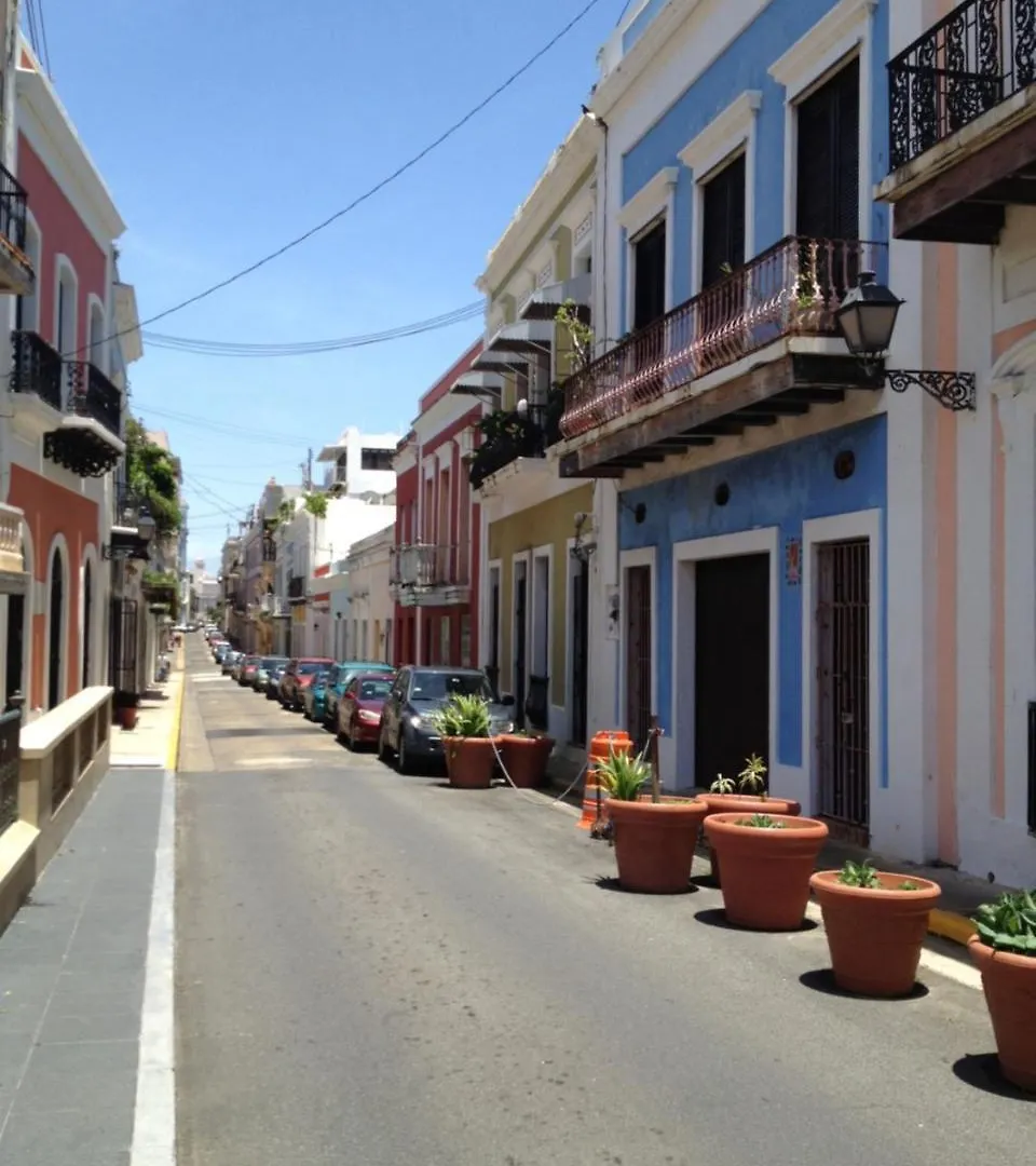Navona Studios Guest House San Juan 2*,